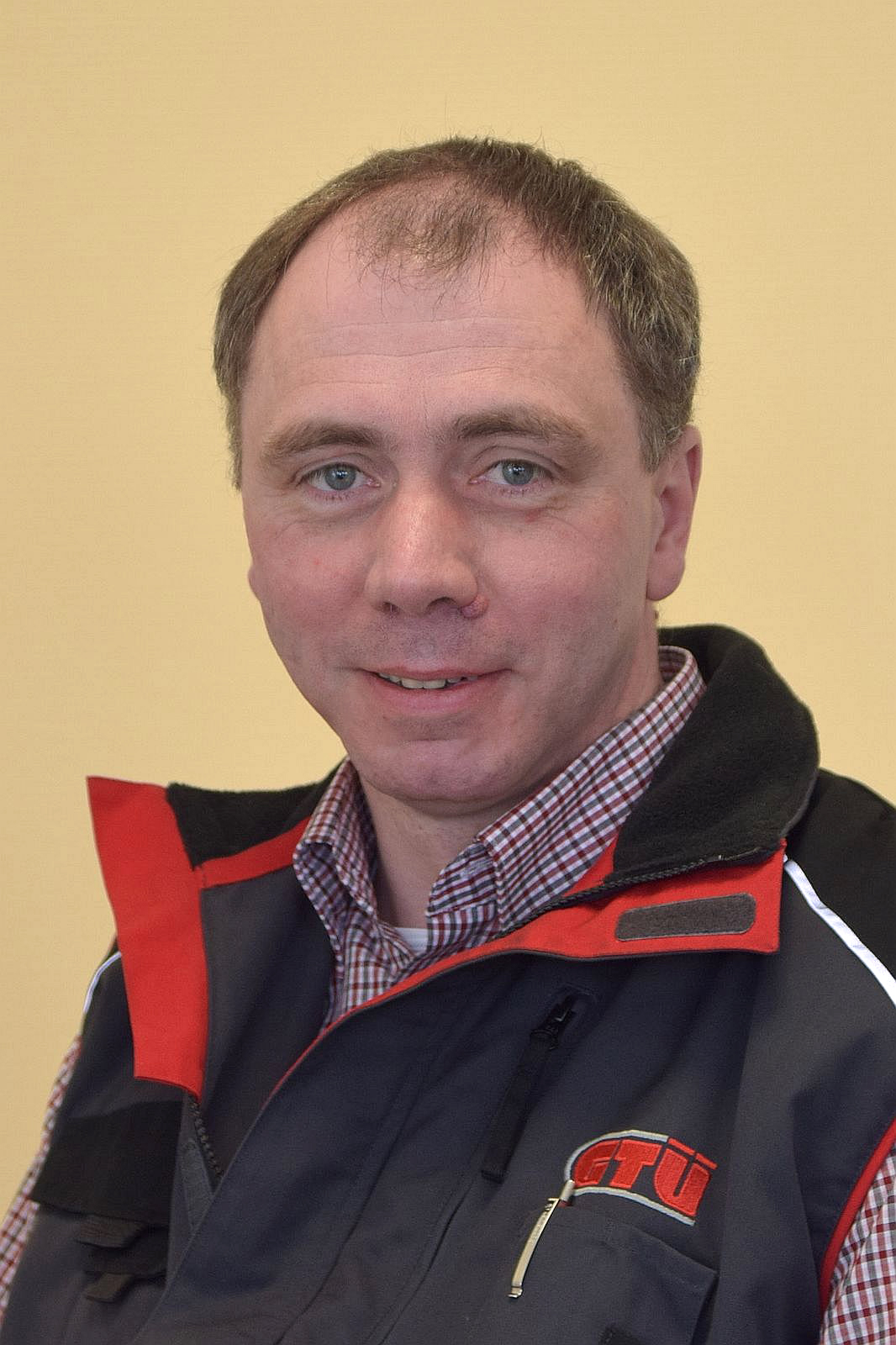Lütz GmbH (GTÜ zertifiziert) • Mitarbeiter Joern Uwe Herweg Mitarbeiter Joern Uwe Herweg